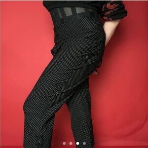 Casual polka dot capris  🖤🤍​​​​​​​​​​​​​​​​​​​​​​​